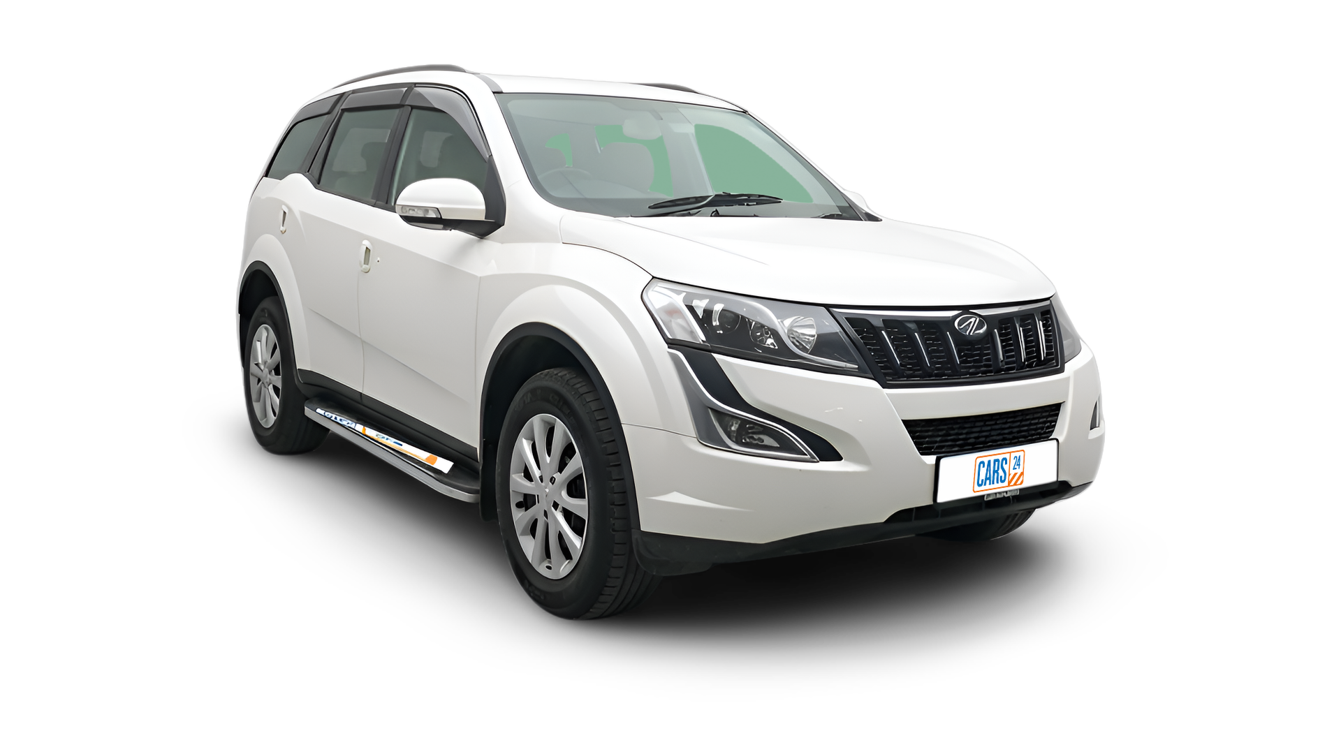 Mahindra XUV500-img